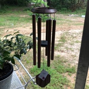 Q M T Windchimes of Distinction